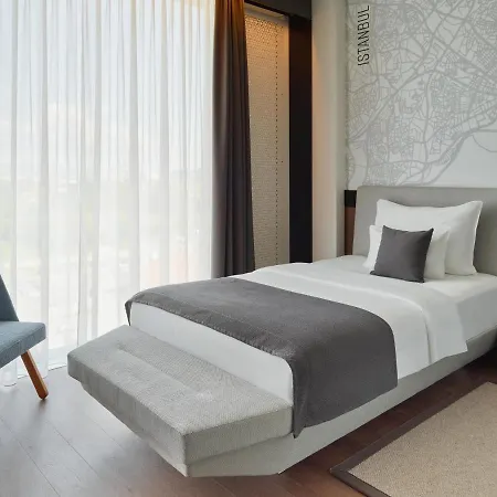 Hotel Moevenpick 4*
